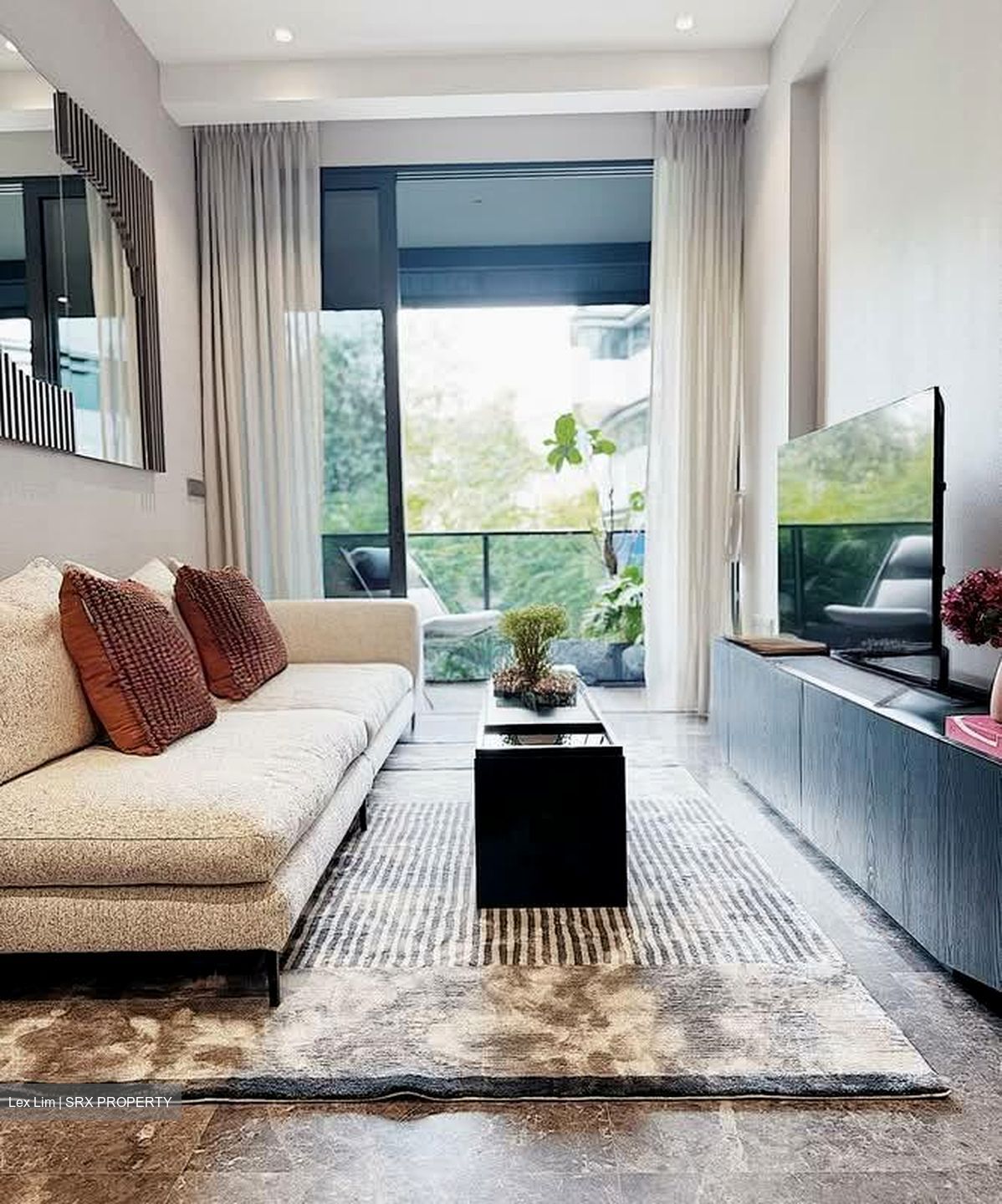 19 Nassim (D10), Apartment #573671241